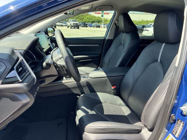 Used 2023 Toyota Camry XSE FWD image 17