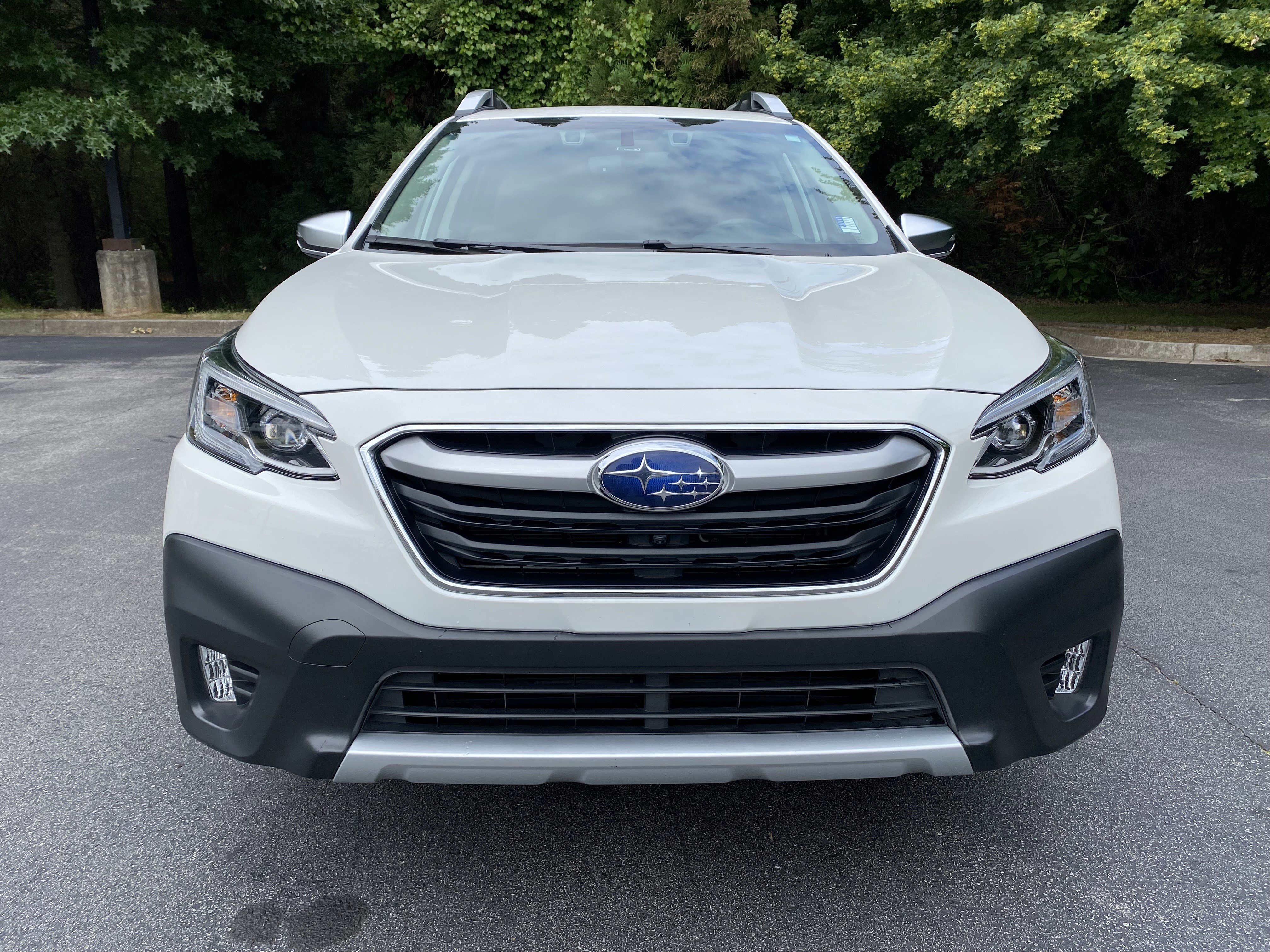 Used 2021 Subaru Outback Touring XT AWD/4WD image 3