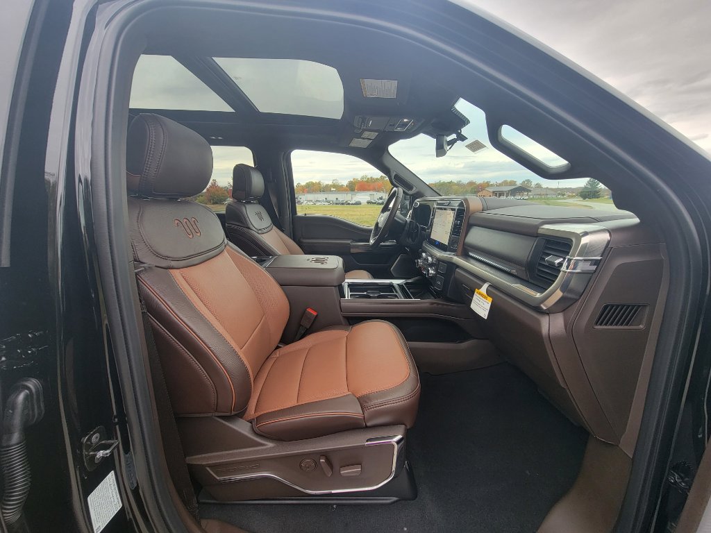 New 2026 Ford F350 King Ranch w/ Tremor Off-Road Package image 38