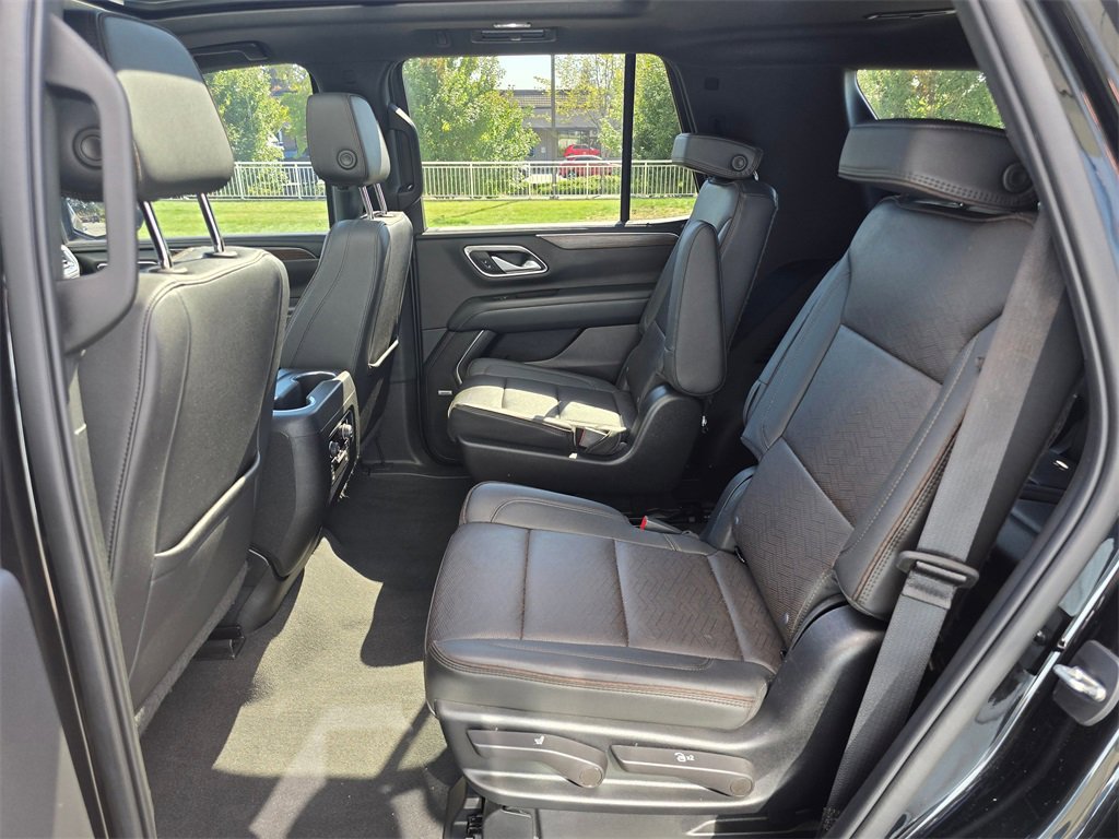 Used 2022 Chevrolet Tahoe High Country image 17