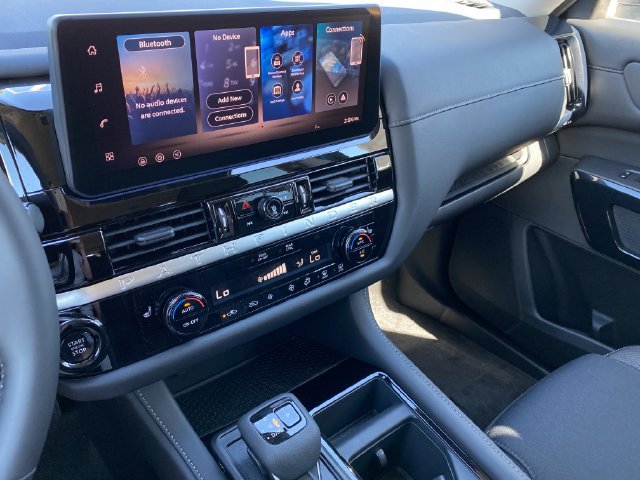 New 2026 Nissan Pathfinder SV AWD/4WD image 19