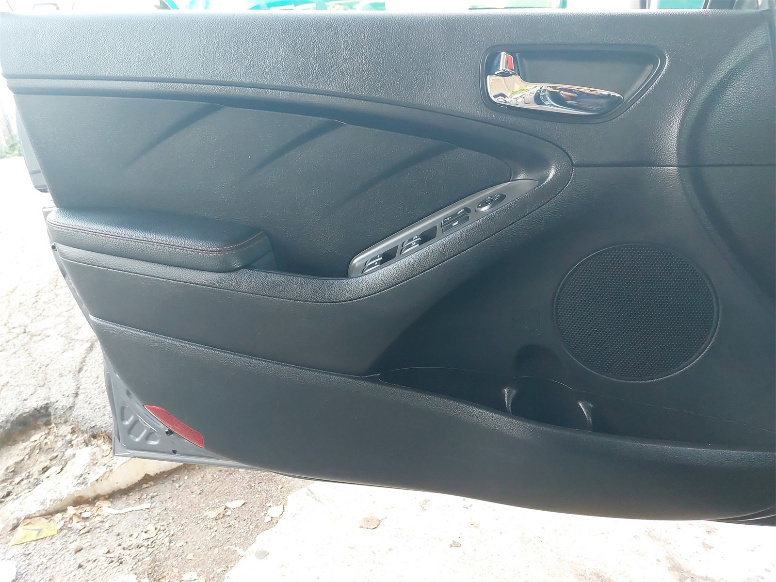 Used 2018 Kia Forte SX image 26