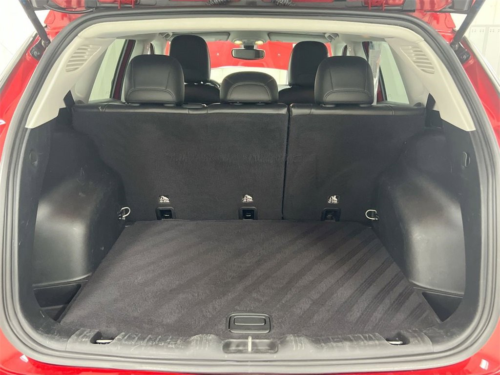 Used 2020 Jeep Compass Latitude image 23