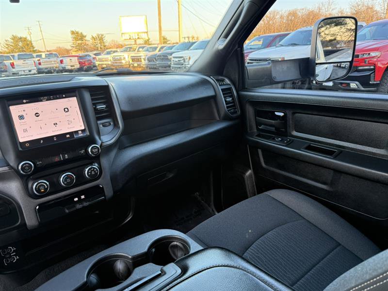 Used 2022 RAM 3500 Tradesman image 23
