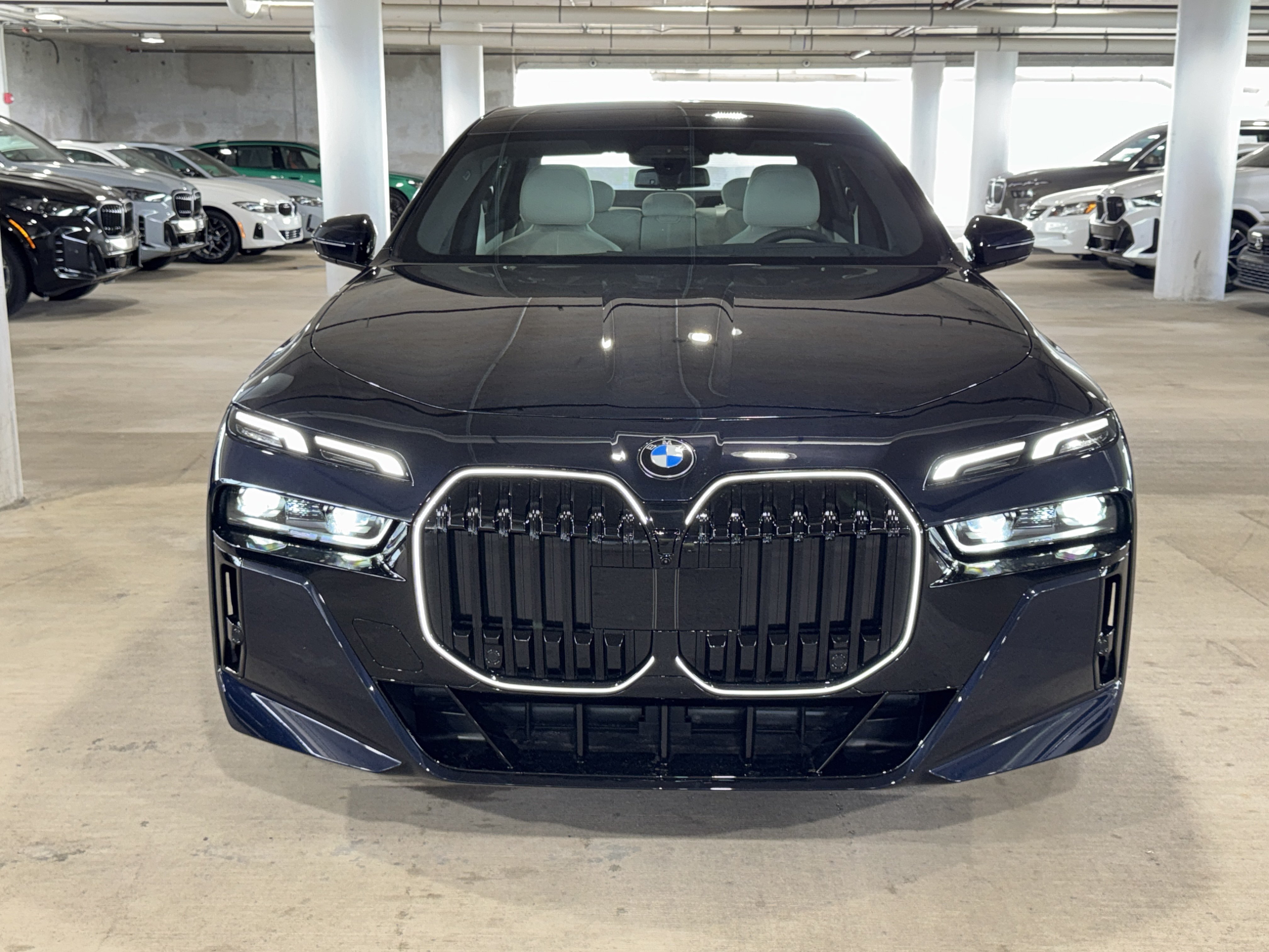 New 2026 BMW 740i RWD image 2