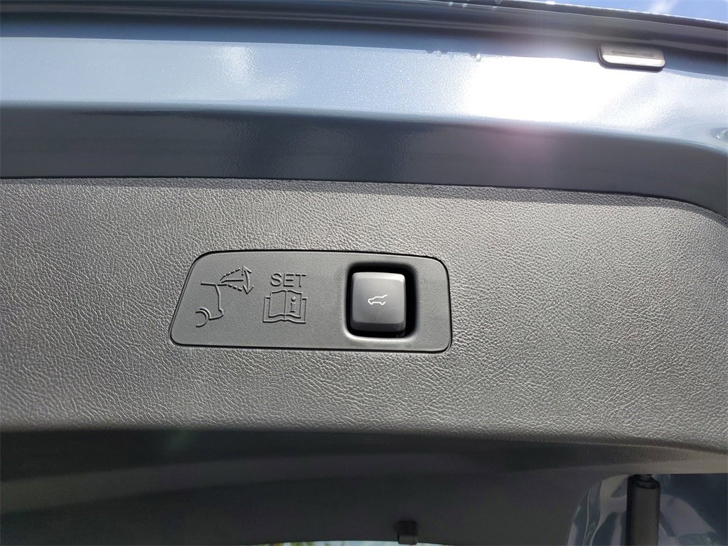 New 2026 Lincoln Corsair Premiere image 7