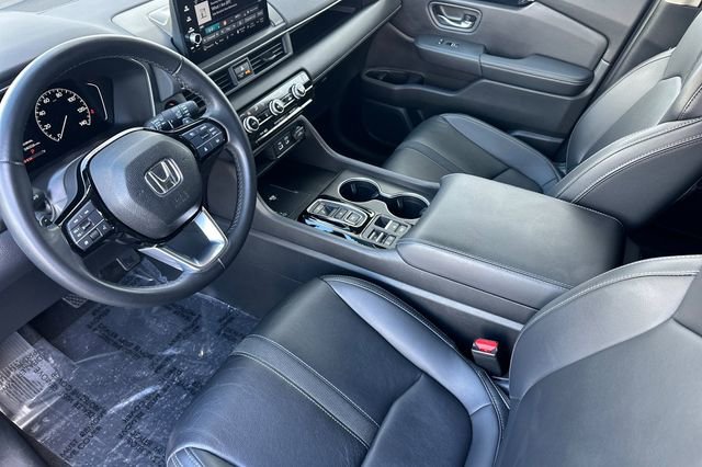 Certified 2024 Honda Pilot Touring image 9