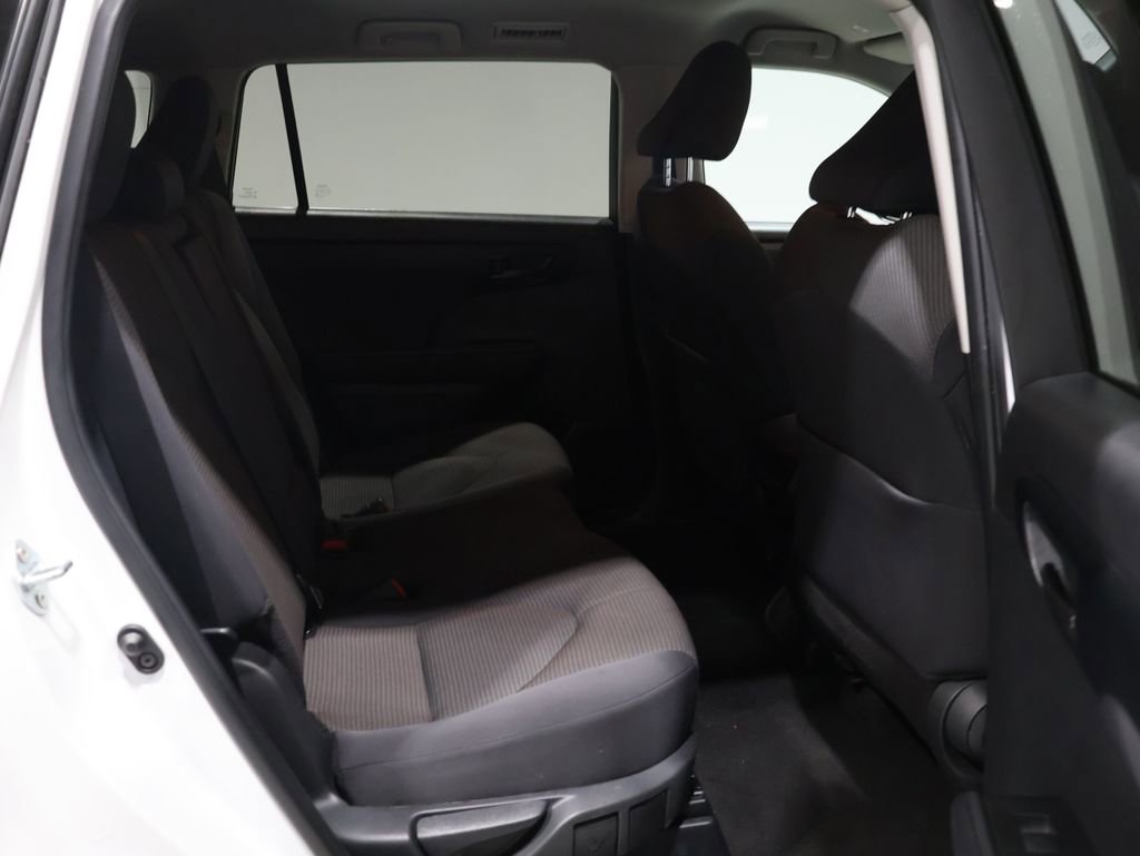 Used 2024 Toyota Highlander LE image 19