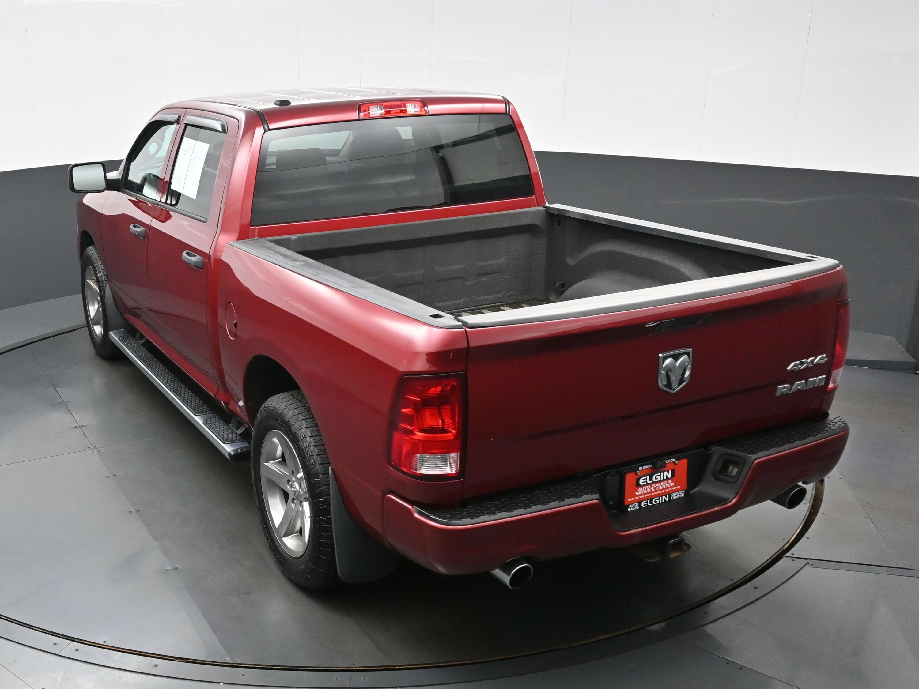 Used 2015 RAM 1500 Express AWD/4WD image 32