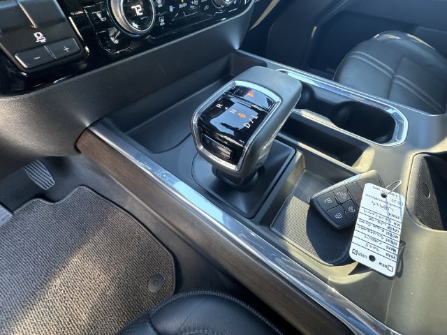 Certified 2025 Chevrolet Silverado 1500 High Country w/ Z71 Off-Road Package AWD/4WD image 16