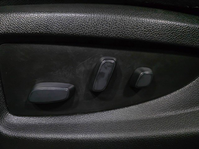 Used 2019 Chevrolet Tahoe Premier image 33