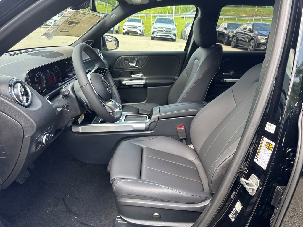 New 2026 Mercedes-Benz GLB 250 4MATIC image 13