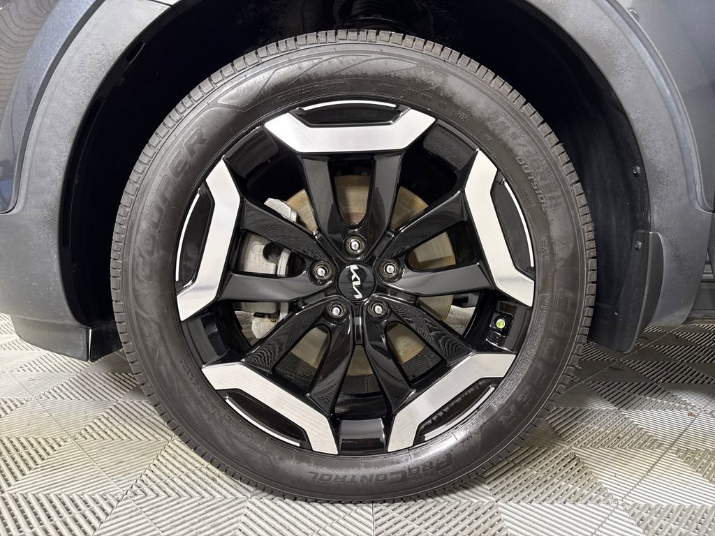Used 2023 Kia Telluride S FWD image 21