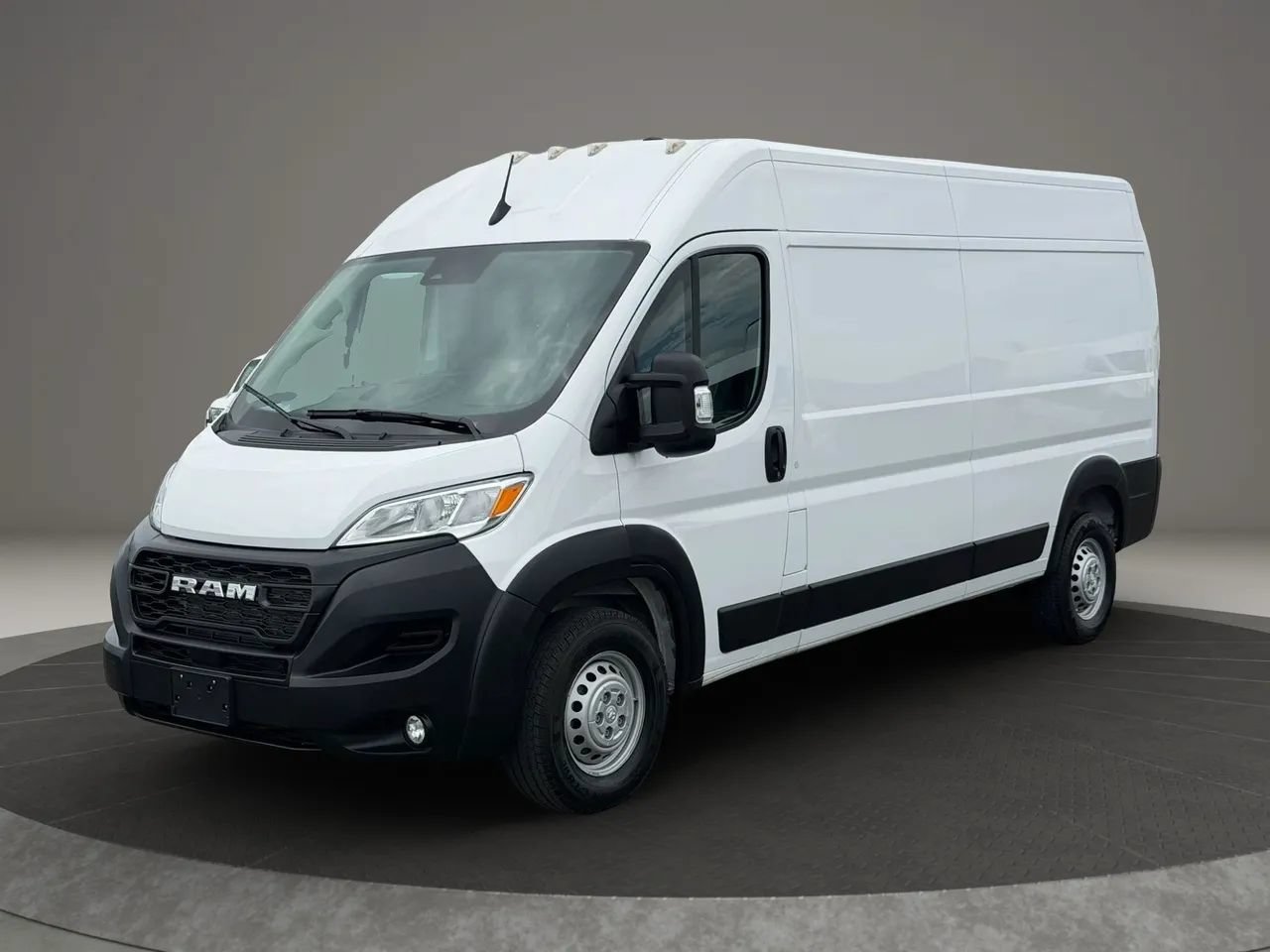 Used 2025 RAM ProMaster 2500 w/ Convenience Group FWD image 1