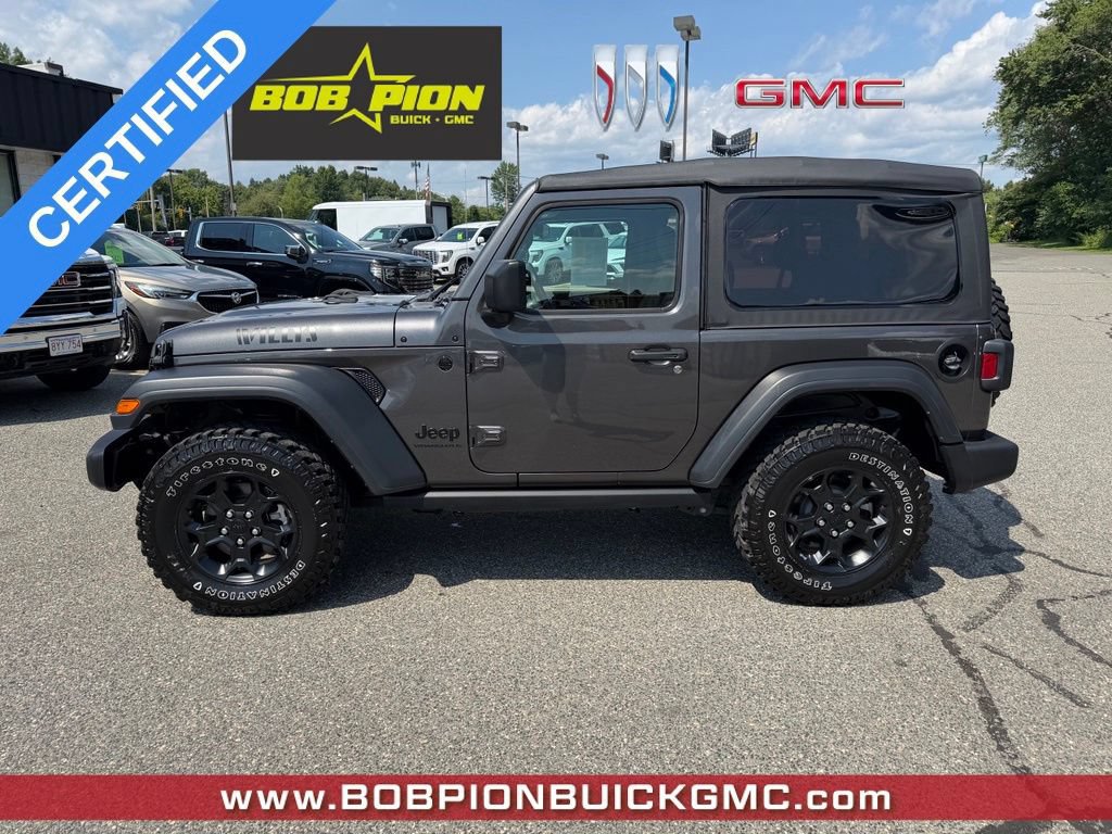Used 2023 Jeep Wrangler Sport AWD/4WD image 2