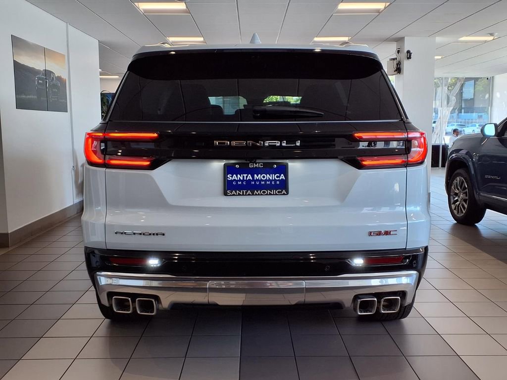 New 2026 GMC Acadia Denali w/ Super Cruise Package FWD image 6