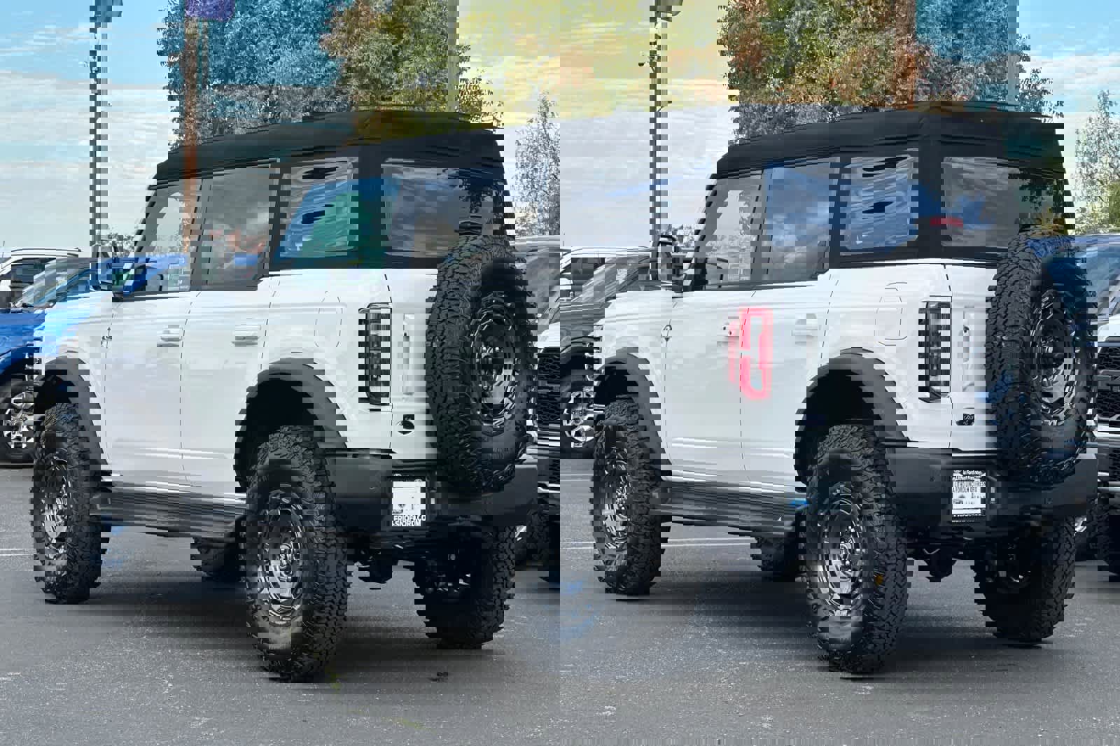 New 2025 Ford Bronco Outer Banks w/ Sasquatch Package image 6