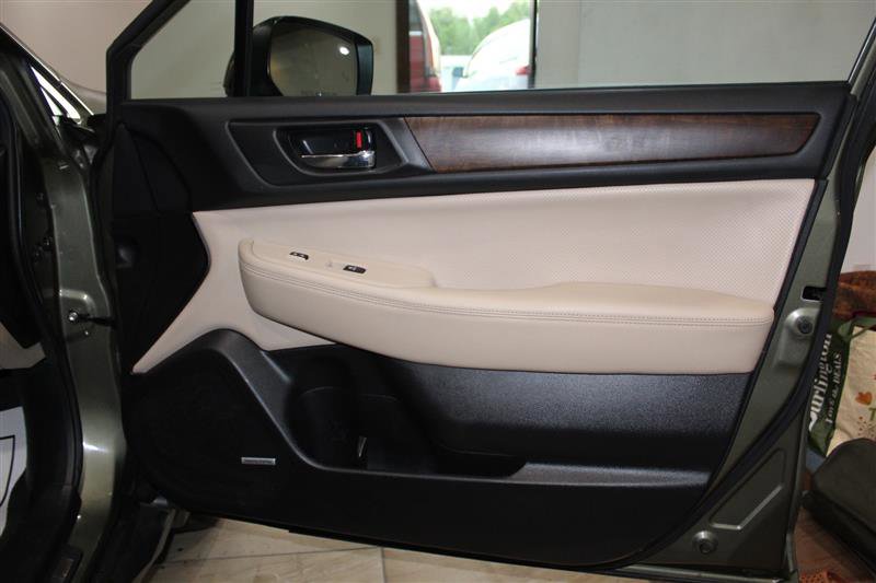 Used 2016 Subaru Outback 2.5i Limited w/ Popular Package #4 AWD/4WD image 33