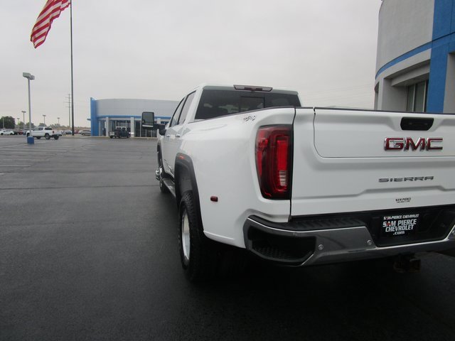 Used 2023 GMC Sierra 3500 SLT w/ SLT Premium Package image 3