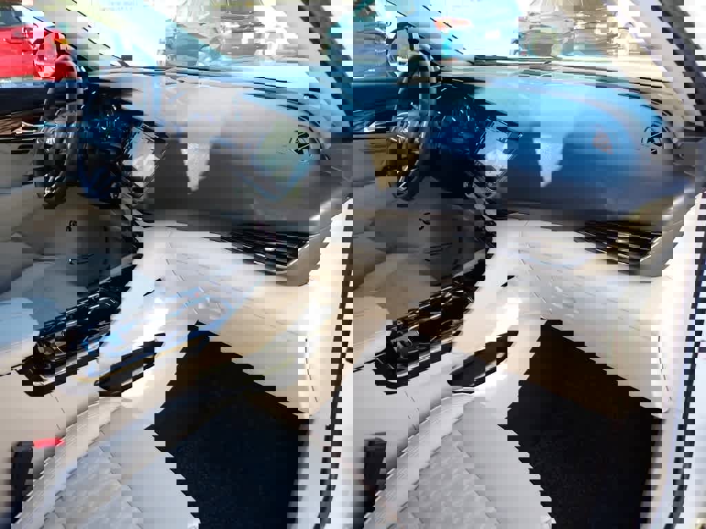 Certified 2022 Buick Envision Avenir w/ Technology Package II image 22