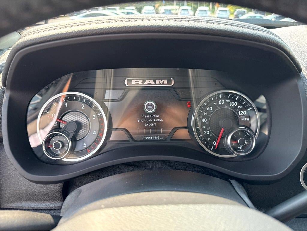 Used 2024 RAM 2500 Laramie AWD/4WD image 3