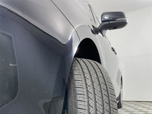 Certified 2023 Toyota Sienna Platinum image 24