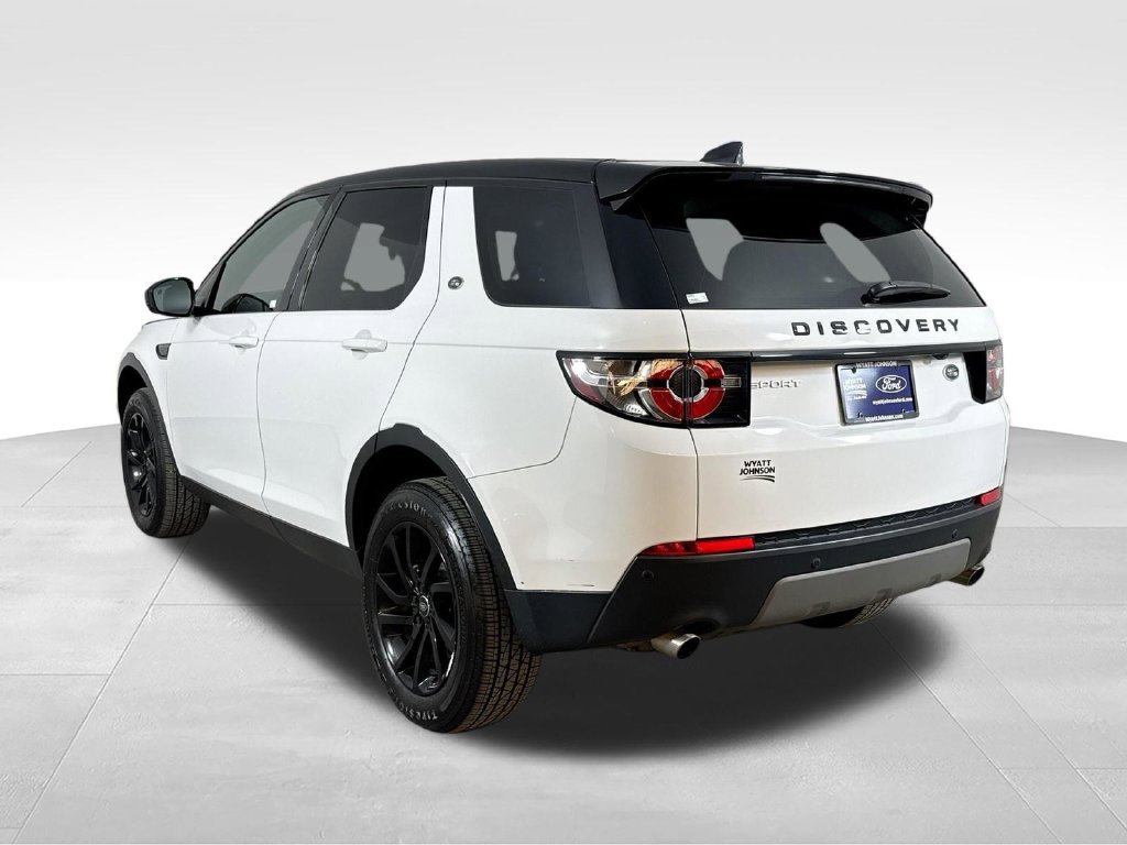 Used 2019 Land Rover Discovery Sport SE AWD/4WD image 6