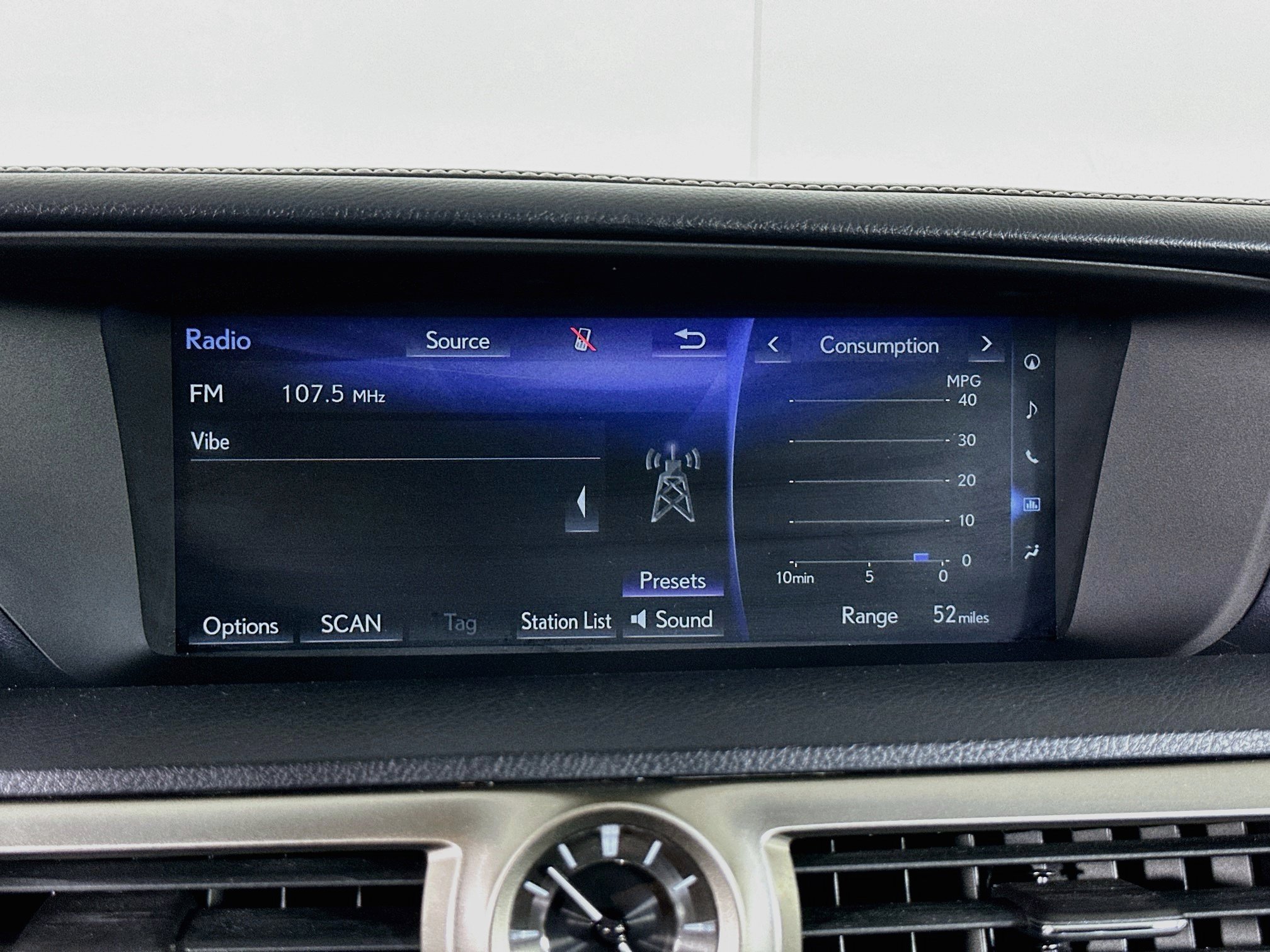 Used 2018 Lexus GS 350 F Sport w/ Cold Weather Package AWD/4WD image 21
