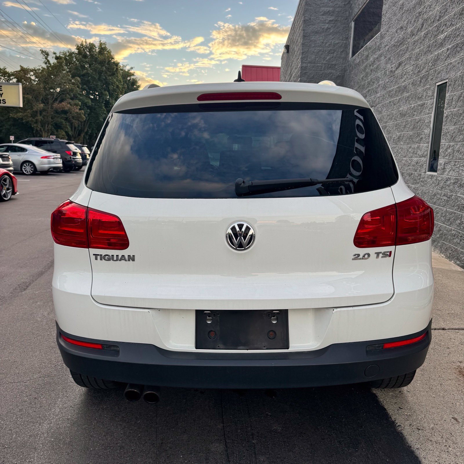 Used 2013 Volkswagen Tiguan S FWD image 6