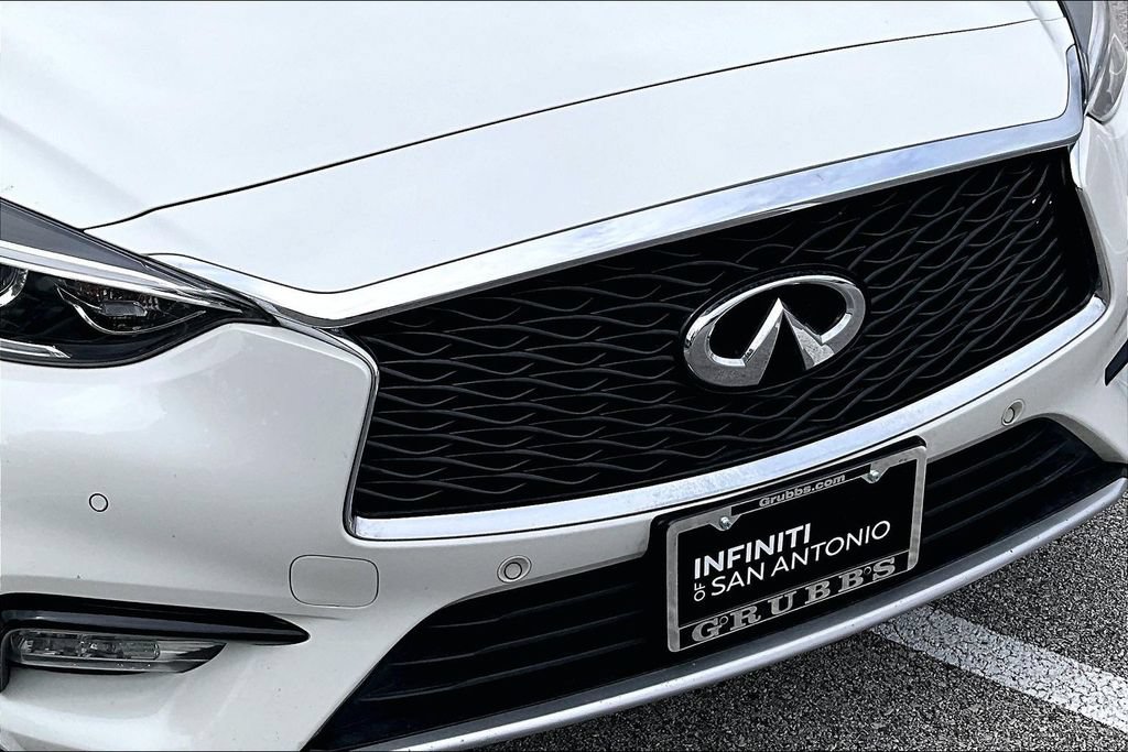Used 2018 INFINITI QX30 Premium w/ Navigation Package FWD image 39