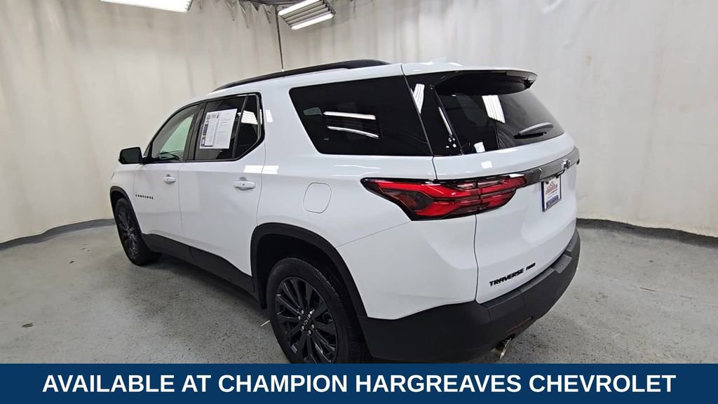 Used 2023 Chevrolet Traverse RS image 9