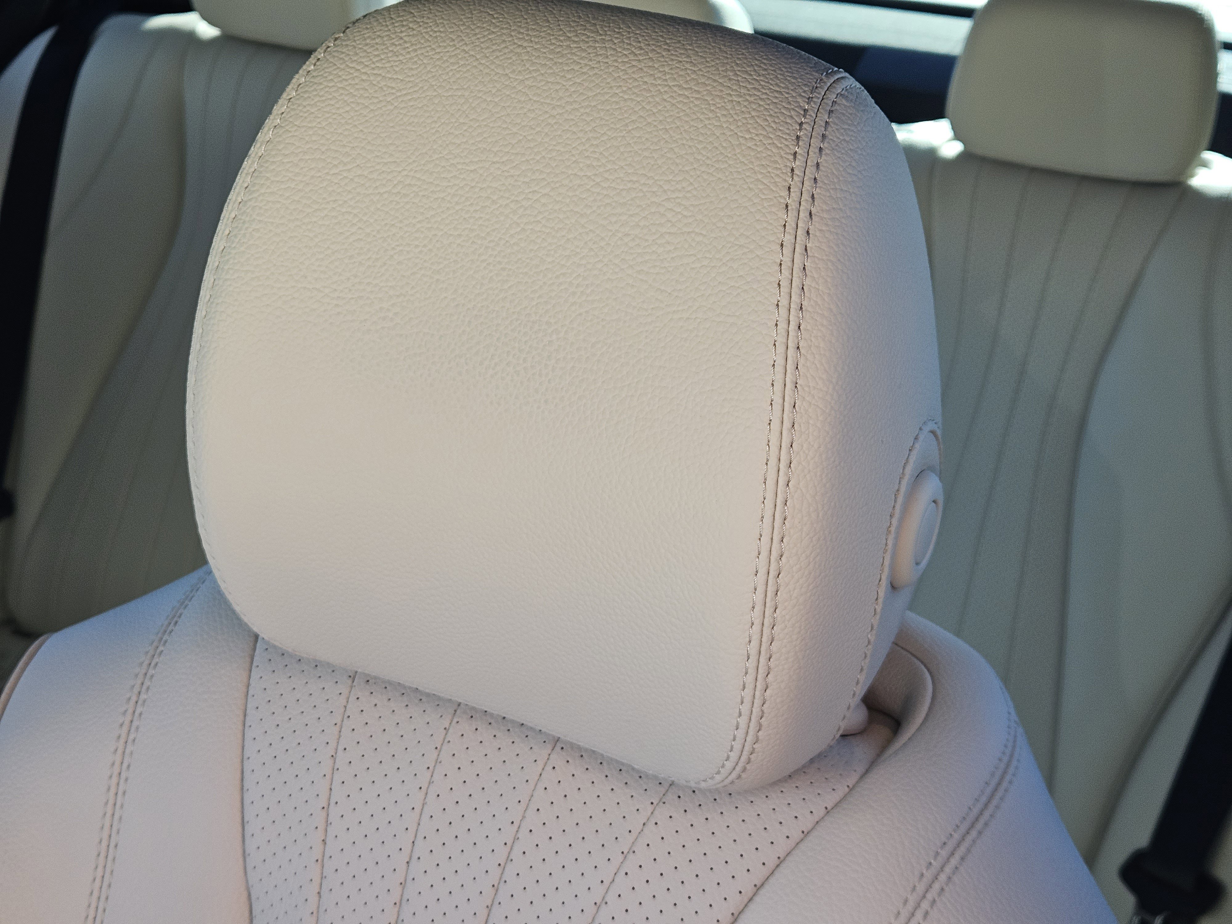 Certified 2023 Mercedes-Benz E 350 4MATIC Sedan image 16