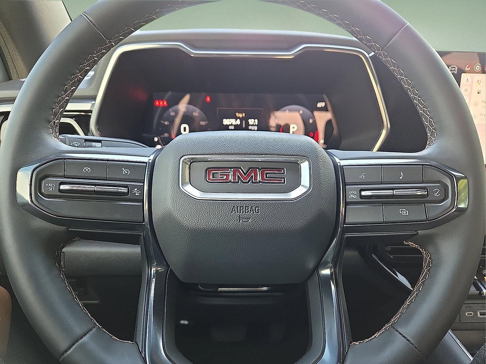 Used 2025 GMC Canyon AT4 w/ Nightfall Edition AWD/4WD image 24