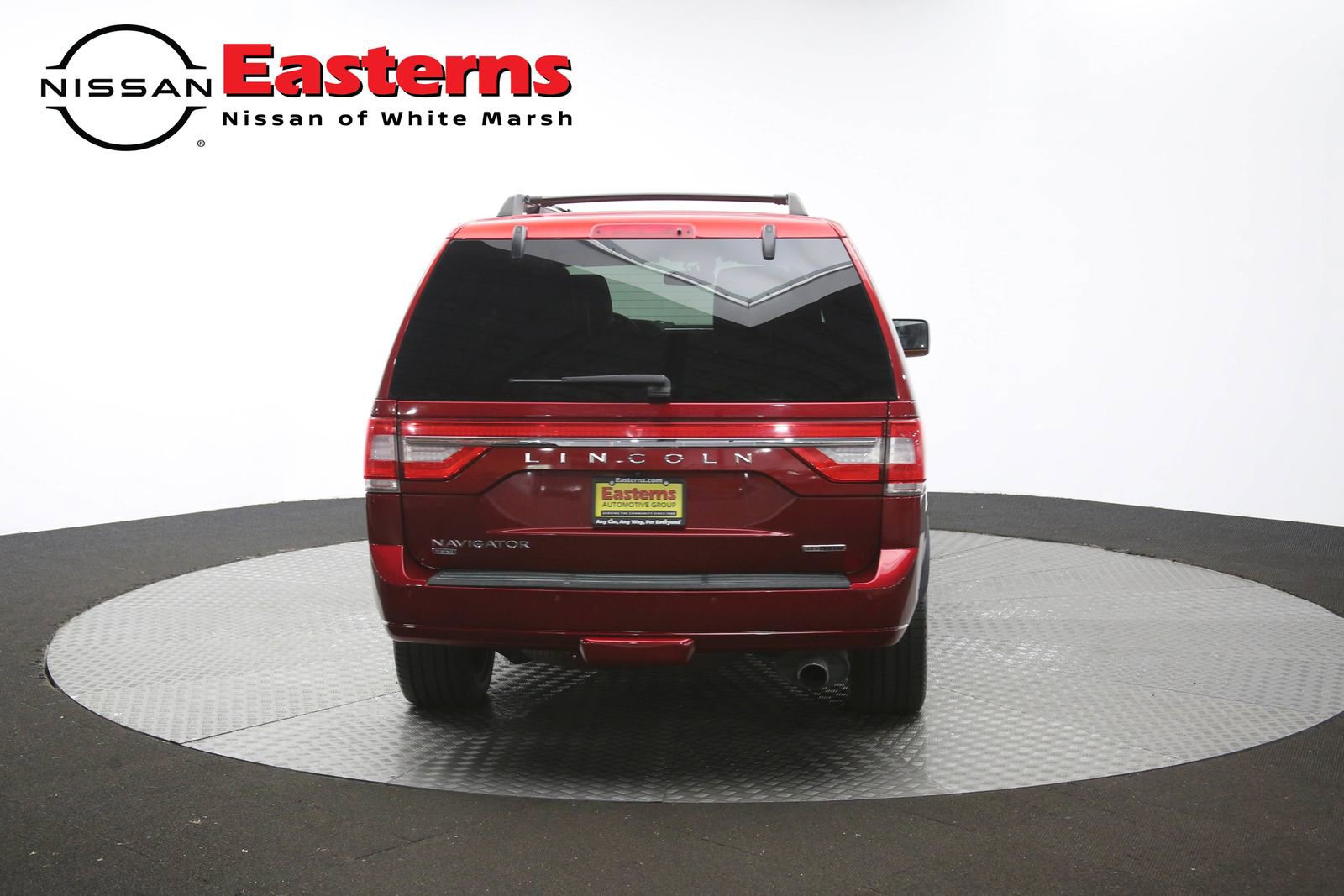 Used 2016 Lincoln Navigator Reserve AWD/4WD image 41