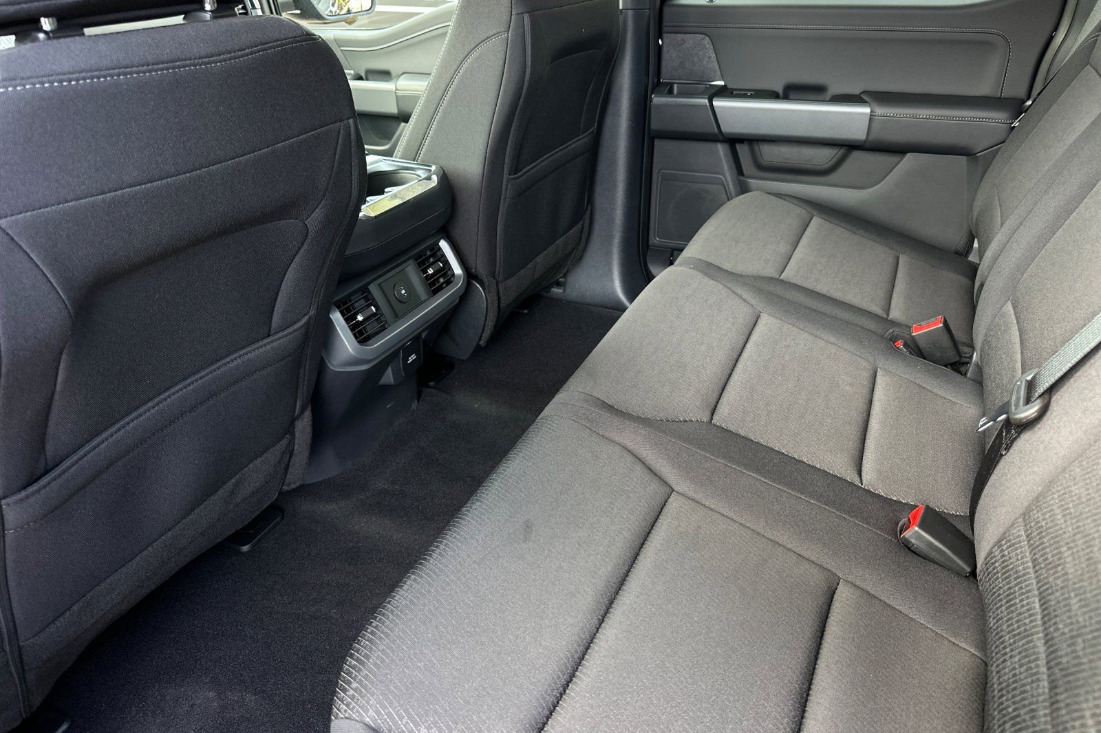 New 2026 Ford F150 XLT w/ Equipment Group 302A MID image 11