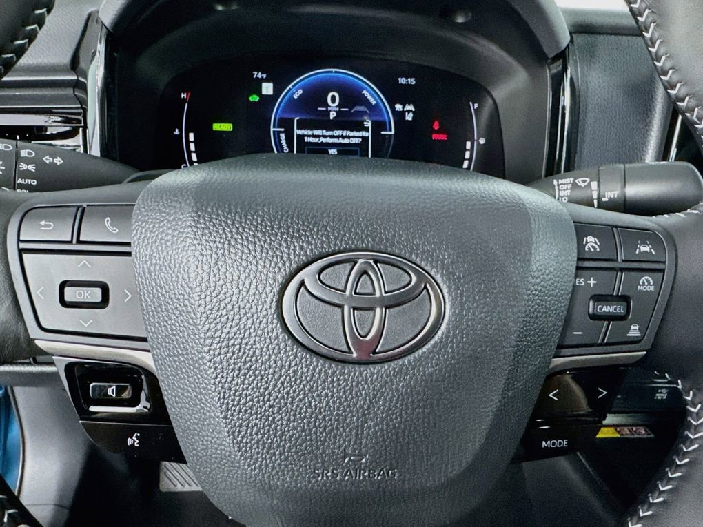 Used 2026 Toyota Camry SE FWD image 16