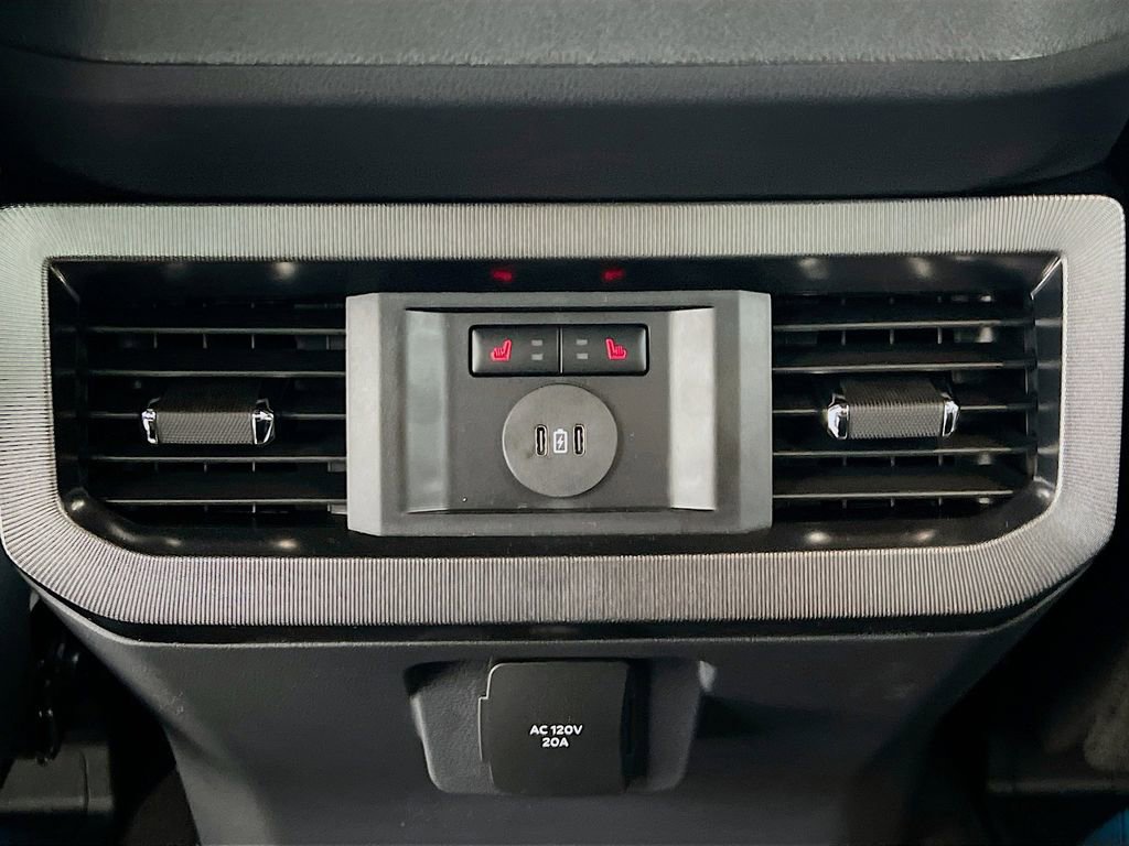 New 2026 Ford F350 Platinum w/ Tremor Off-Road Package image 29