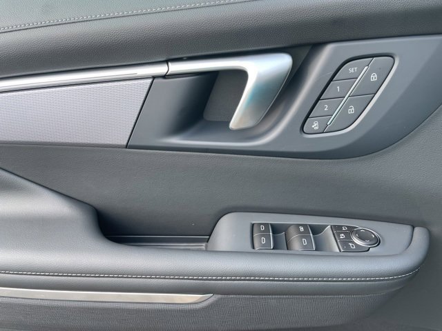 New 2026 Buick Enclave Sport Touring w/ Power Package image 5