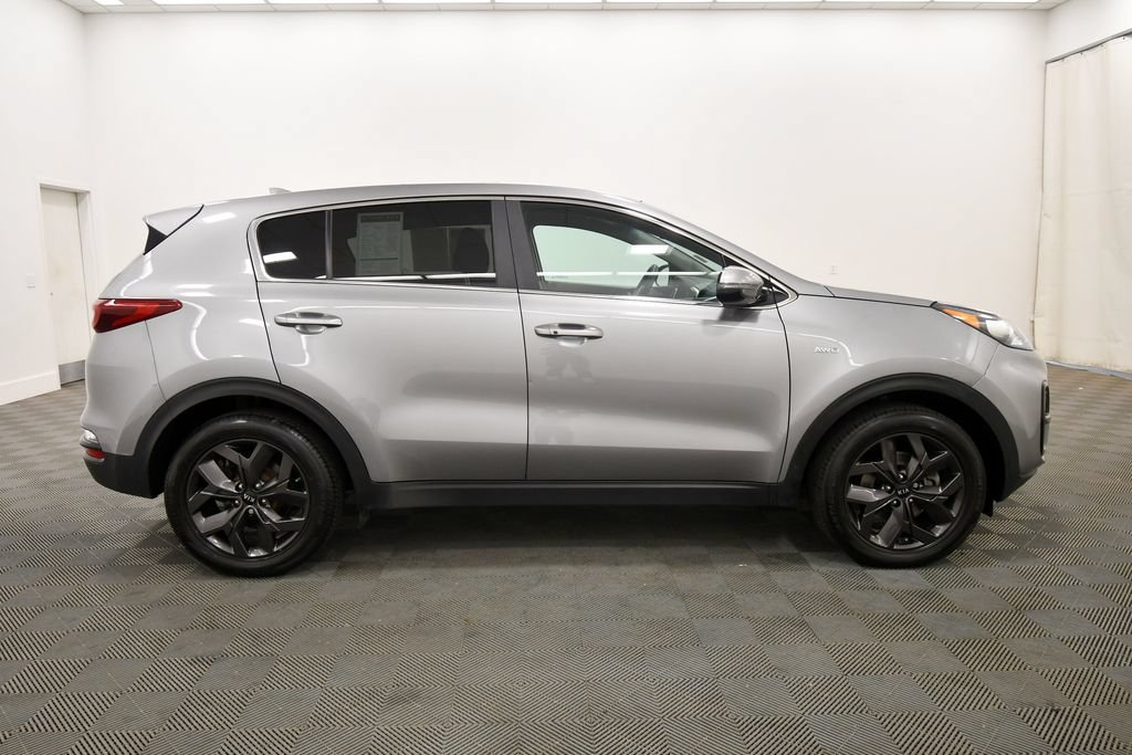 Certified 2022 Kia Sportage LX w/ LX AWD Value Edition Package image 9