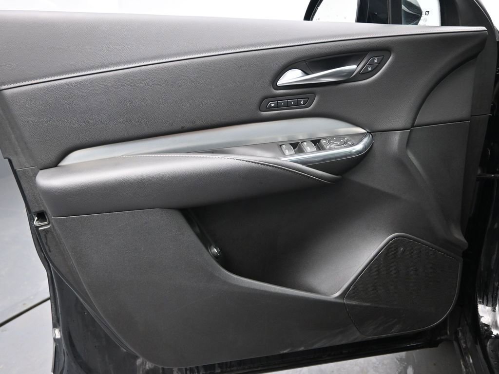 Used 2019 Cadillac XT4 Premium Luxury image 25