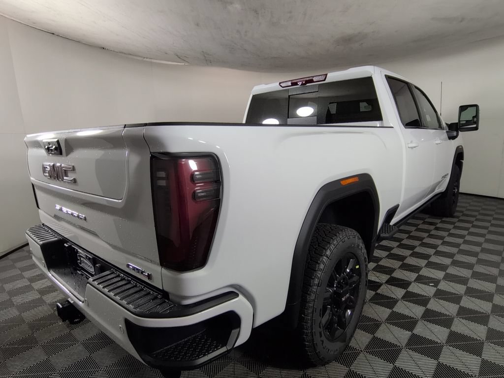 New 2026 GMC Sierra 2500 AT4 w/ AT4 Premium Plus Package AWD/4WD image 5