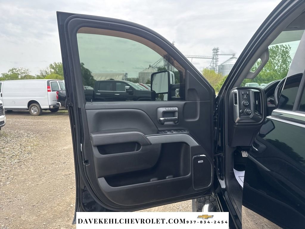 Used 2017 Chevrolet Silverado 2500 LTZ w/ Duramax Plus Package AWD/4WD image 18