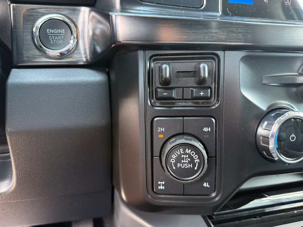 New 2026 Ford F350 Lariat w/ Tremor Off-Road Package AWD/4WD image 20