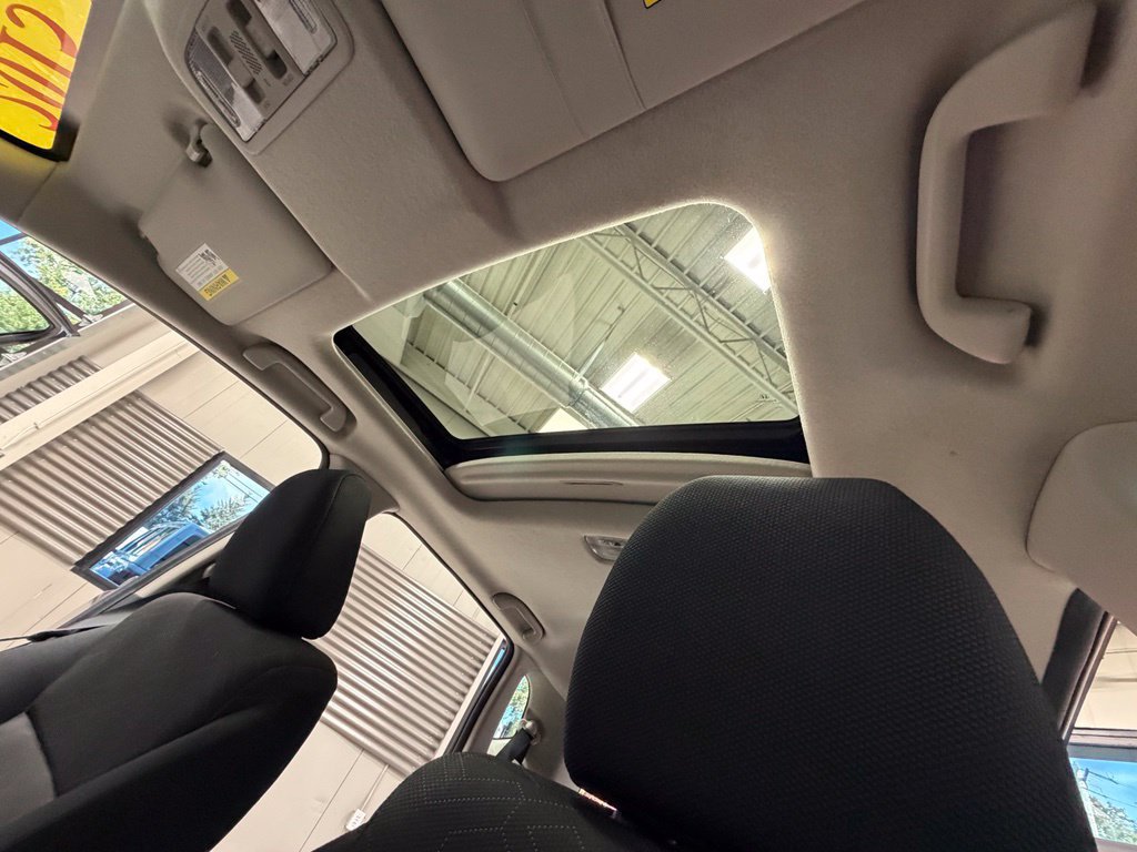 Used 2015 Honda Fit EX image 9