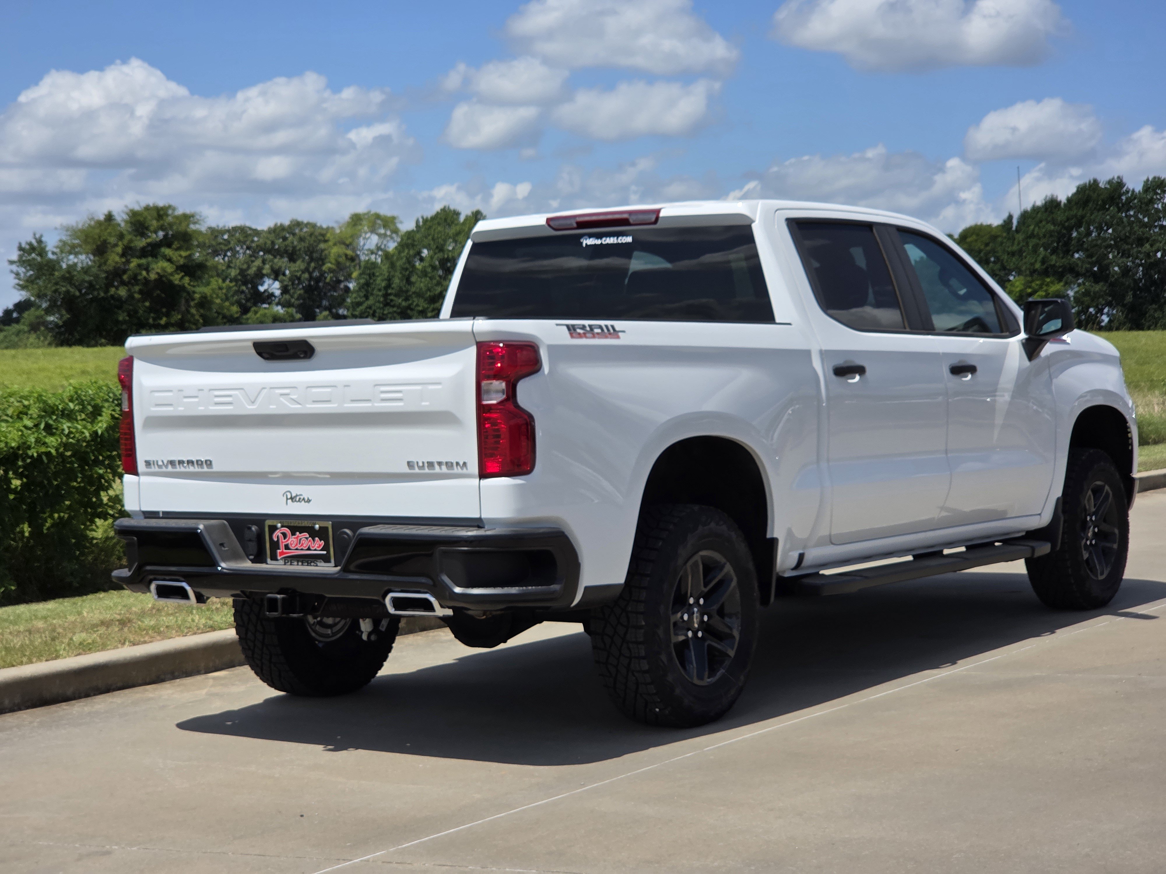 New 2026 Chevrolet Silverado 1500 Custom Trail Boss AWD/4WD image 3
