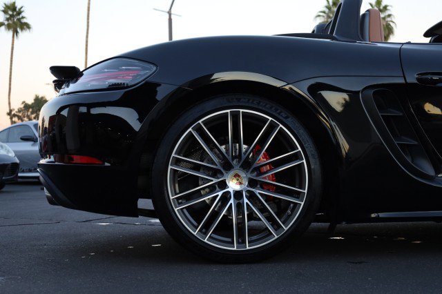 Used 2018 Porsche 718 Boxster S image 56