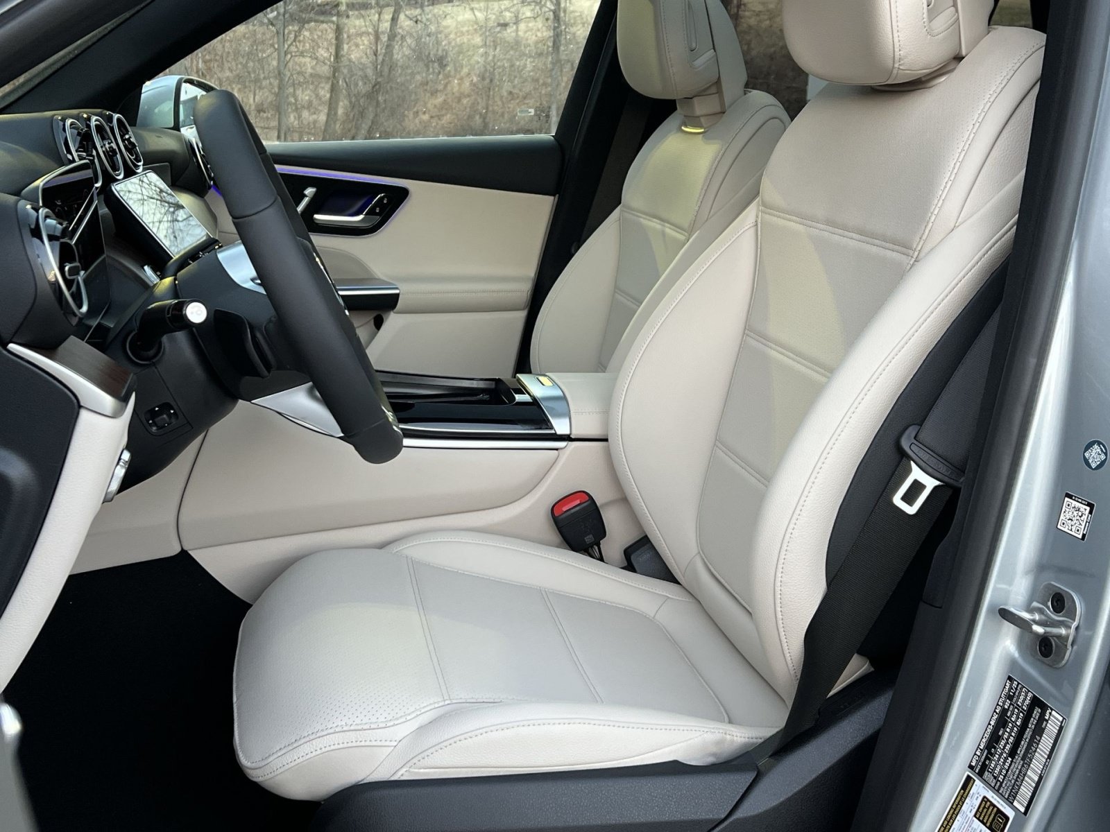 Certified 2026 Mercedes-Benz GLC 300 4MATIC image 11