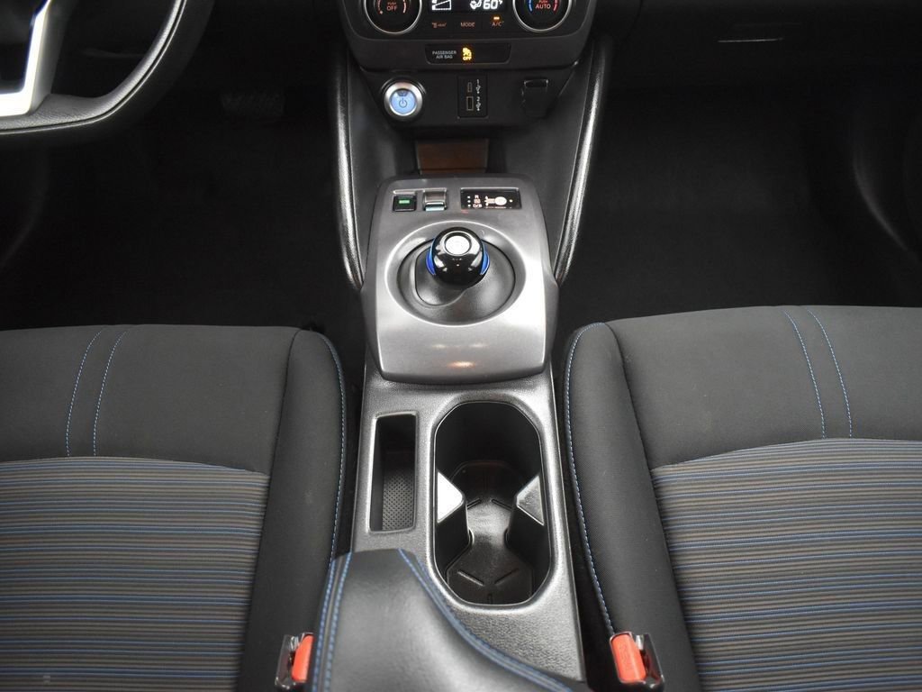 Used 2024 Nissan Leaf S image 12
