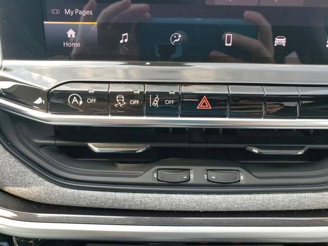 Used 2022 Jeep Compass Latitude image 23