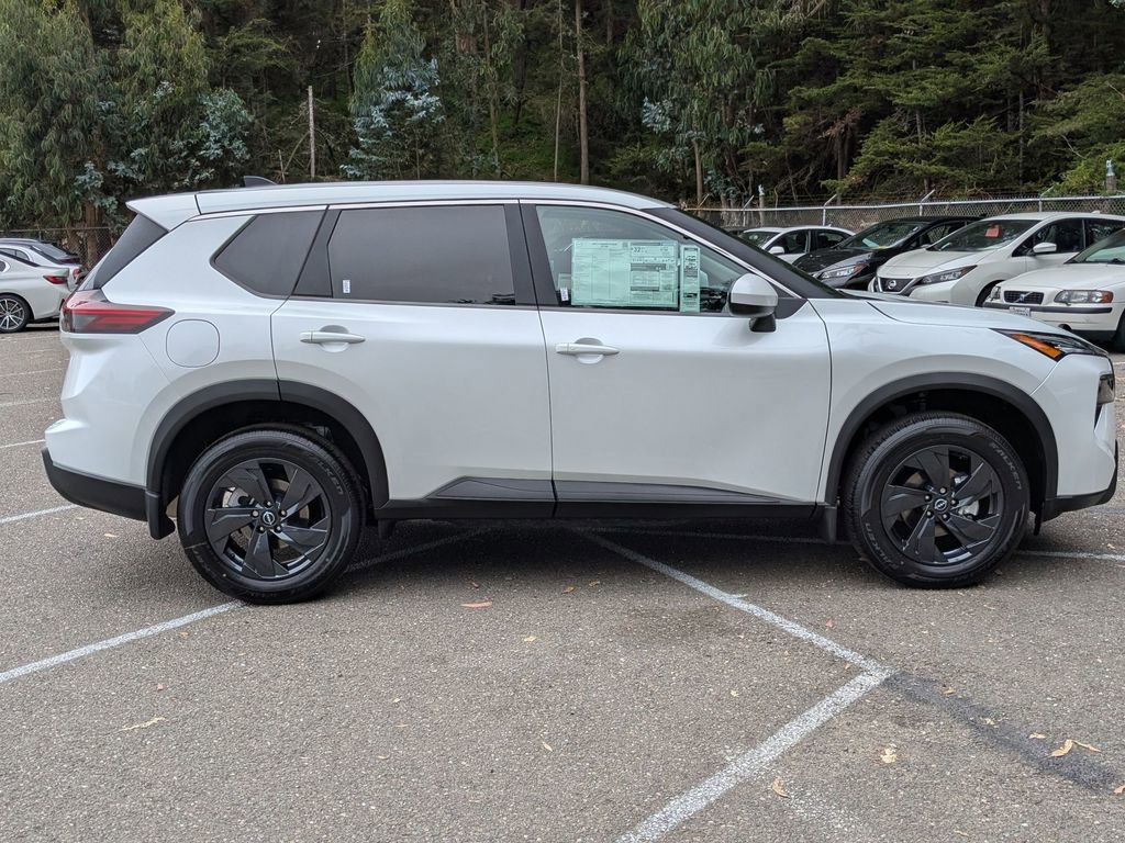 New 2026 Nissan Rogue SV FWD image 4